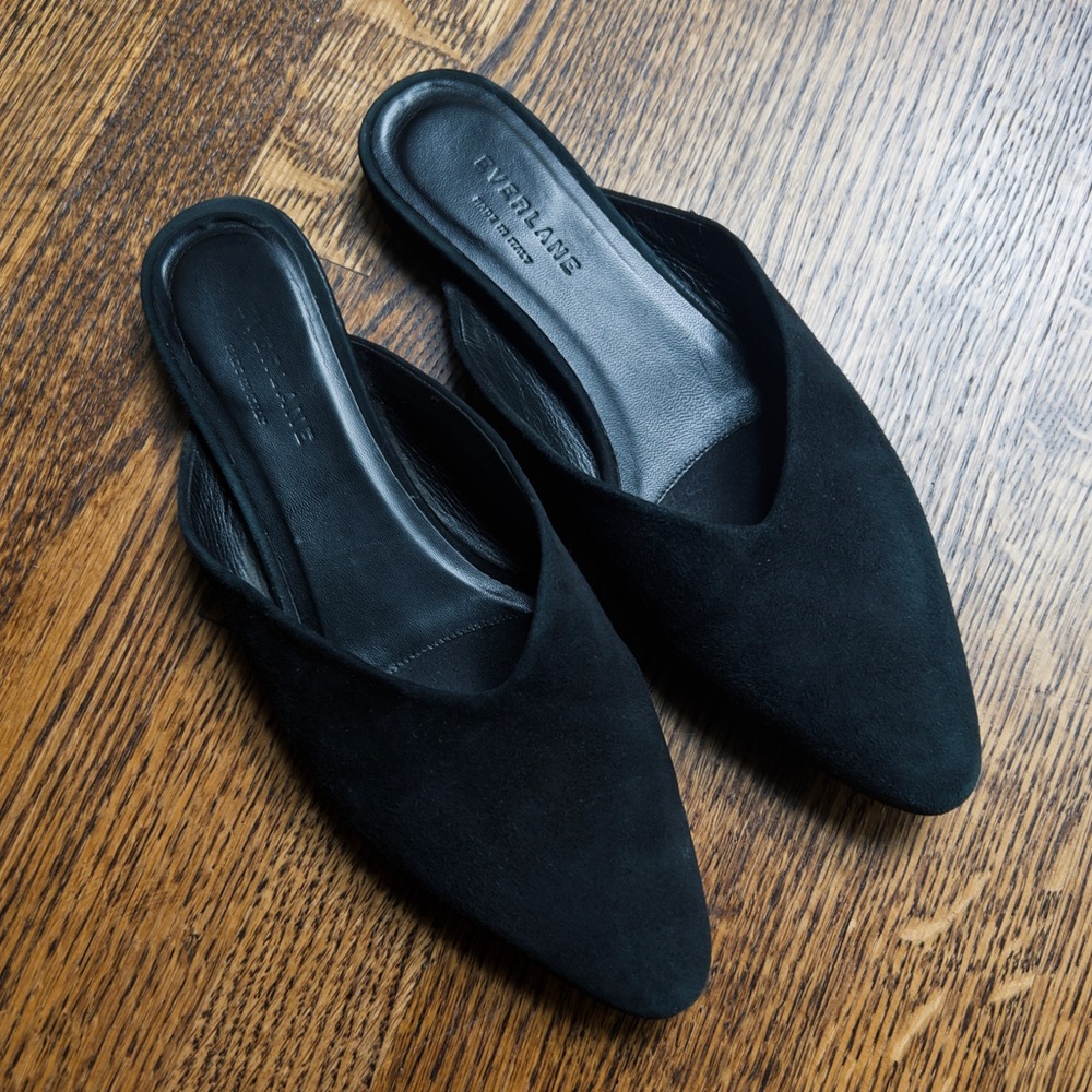 Everlane Black Suede Flats, Size 8 Minimalist Genuine Leather Pointed Flats